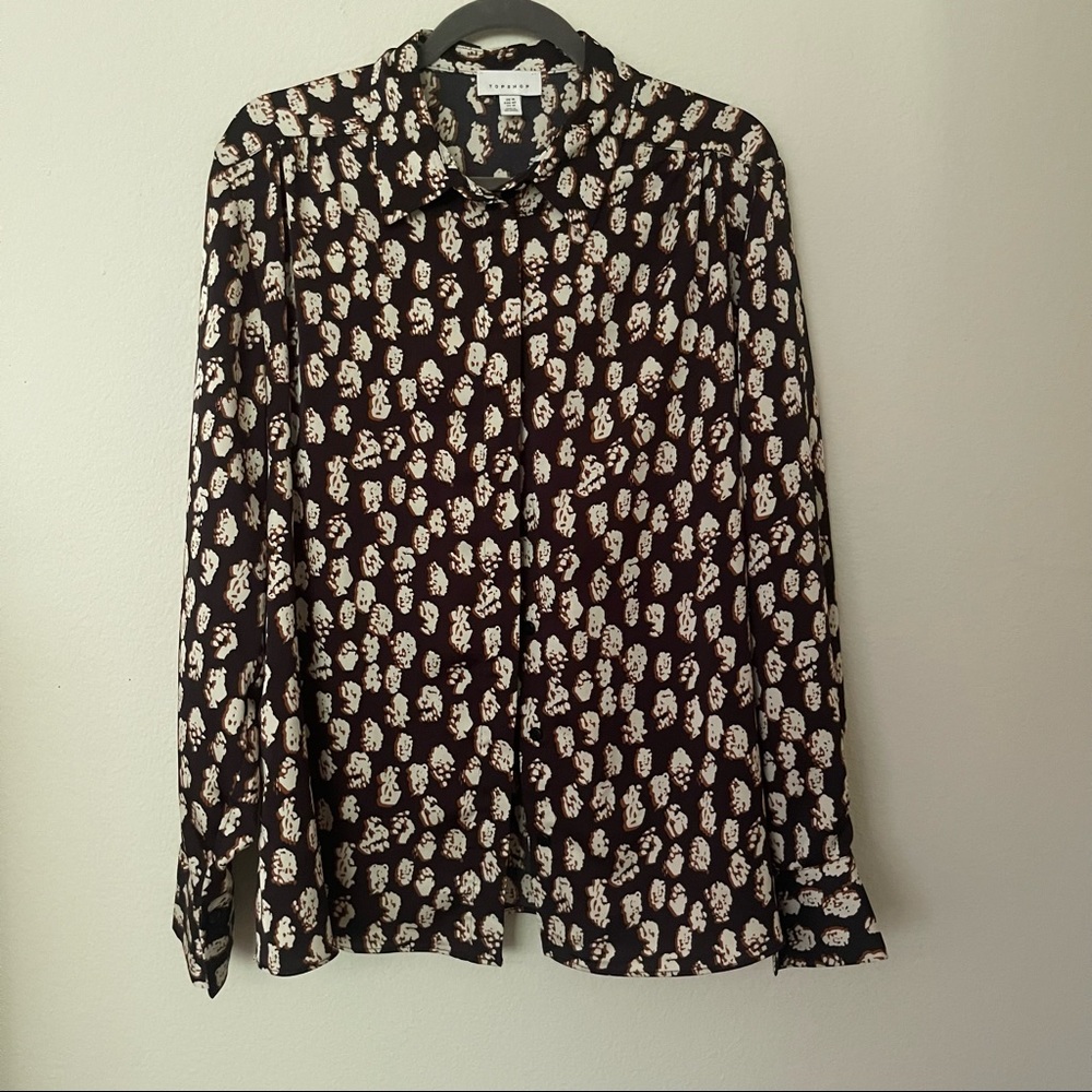 Topshop Button Up Patterned Blouse 🖤🤍